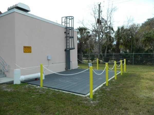 Industrial Fiberglass Ladders